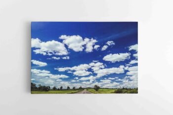 Nuostabus Lietuvos vaizdas su mėlynu dangumi ir debesimis (JG00002544)