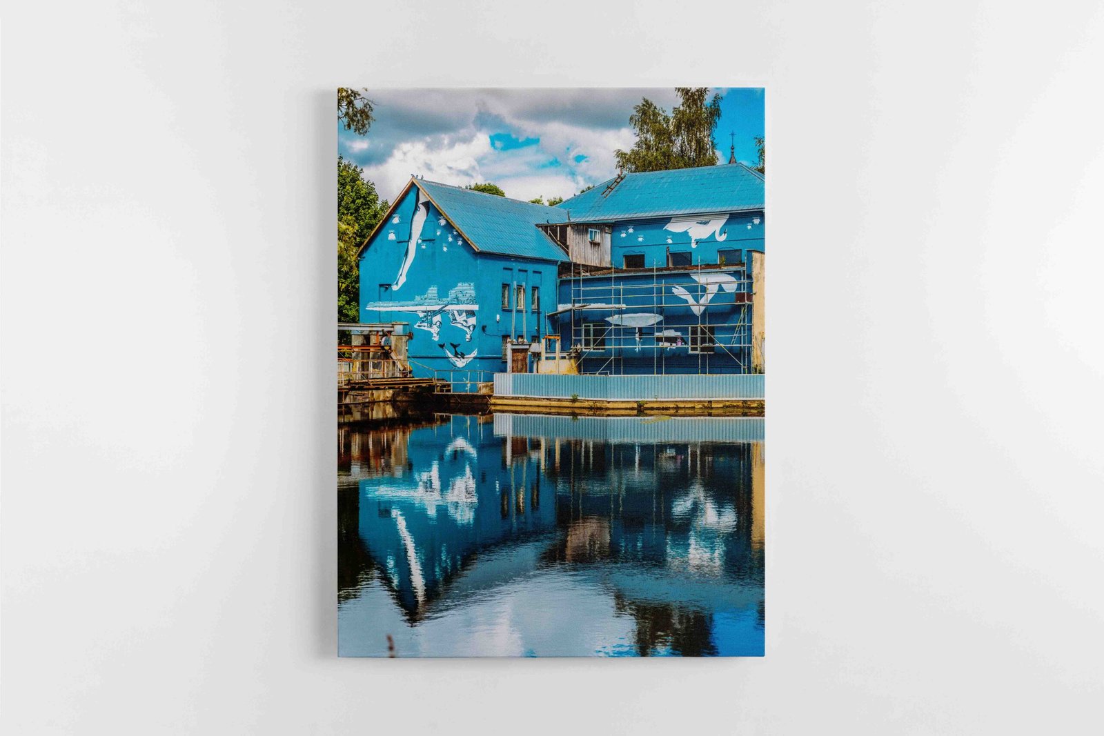 Ray Bartkaus kūrinys „Tekantis gyvenimas“  Marijampolėje (JG00002581)