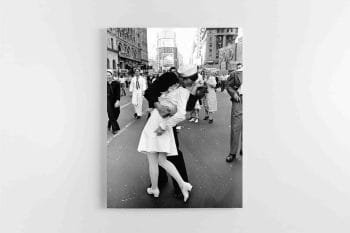 Paveikslas kareivio bučinys